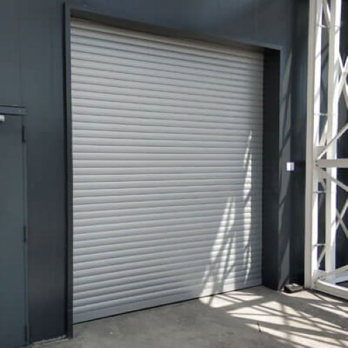 Persiana metálica de comercio